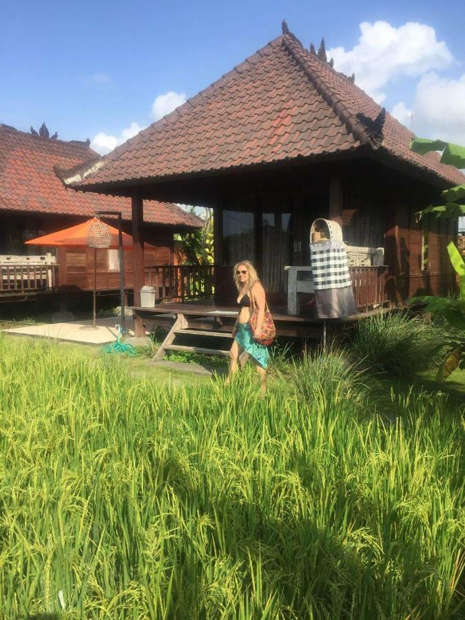 Keramas Surf Camp Hotel Kültér fotó